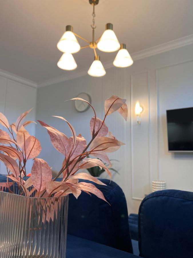 Bella Casa Luxury Apartament Радом Екстер'єр фото